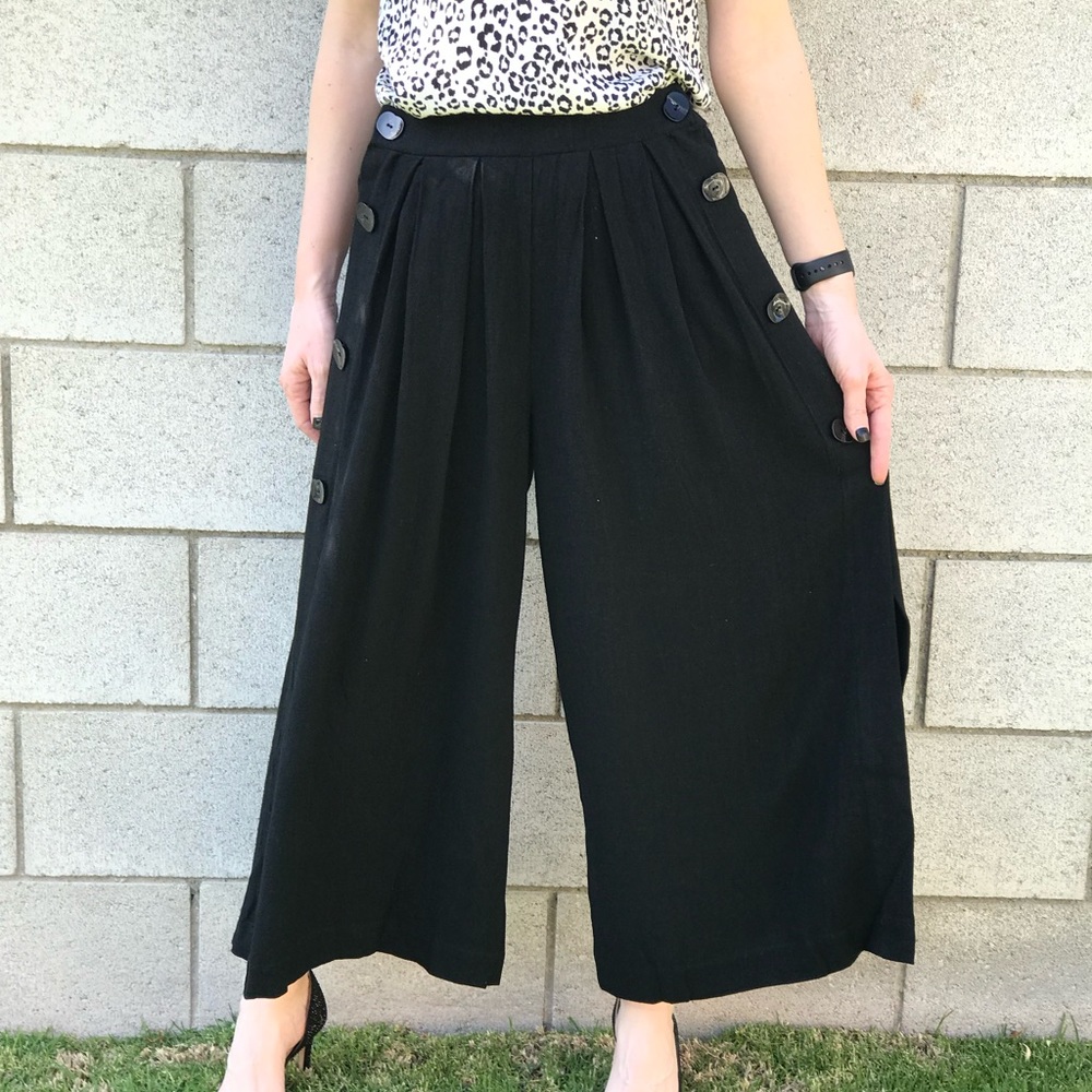Wide Leg Cropped Pants